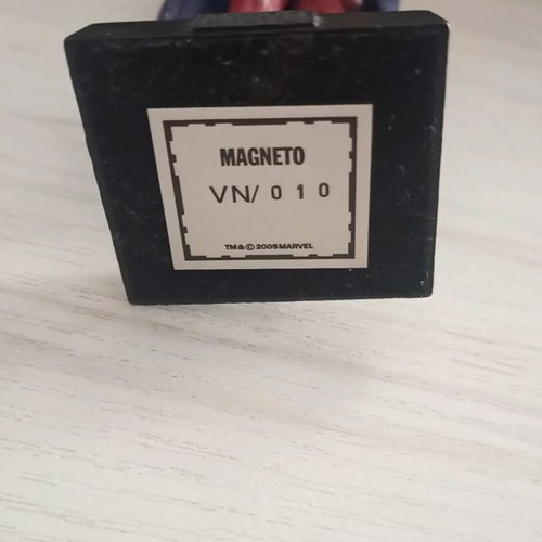 Magneto Marvel figure used, lead, 9.5 cm