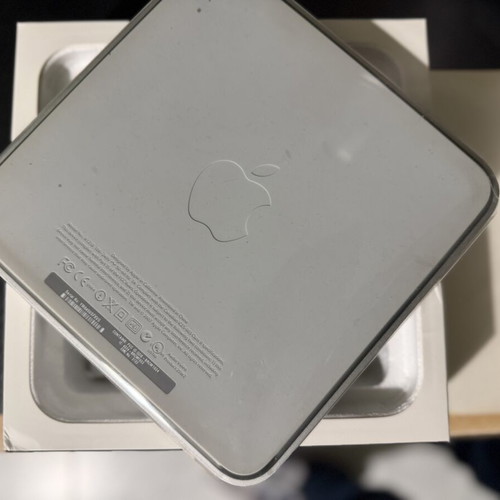 Apple TV 1st Generation like new with remote and HDMI output