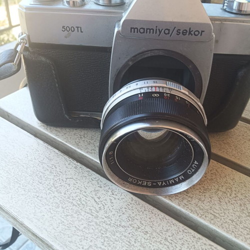 Mamiya Sekor 500TL camera used, lens detached but repairable
