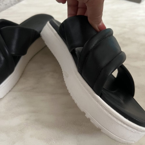 Ugg Australia slippers size 41, black