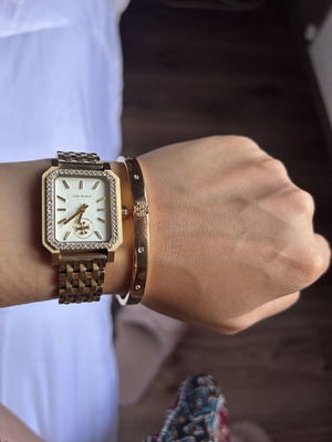 Tory Burch Robinson TBW1513 women's watch like new, gold