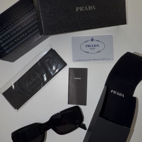 Prada sunglasses brand new, black