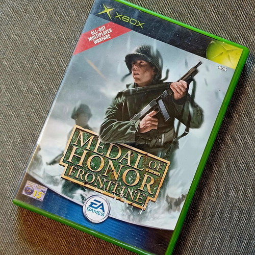 Medal of Honor Frontline Xbox game used, complete