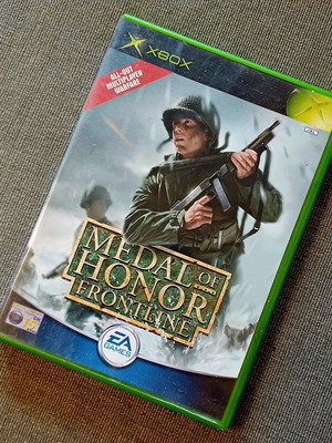 Medal of Honor Frontline Xbox game used, complete