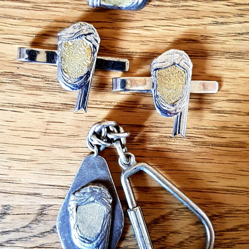 Rally Dakar collectibles, 5 pieces, desert warrior design