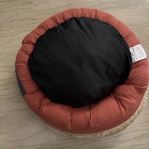 Scruffs dog and cat bed new, 45 cm diameter