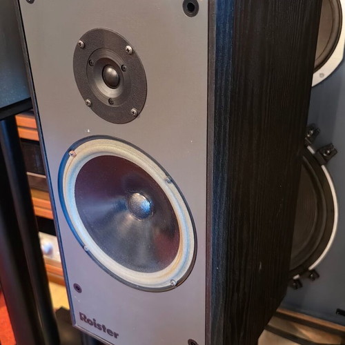 Roister DS-80 speakers used, classic Greek design