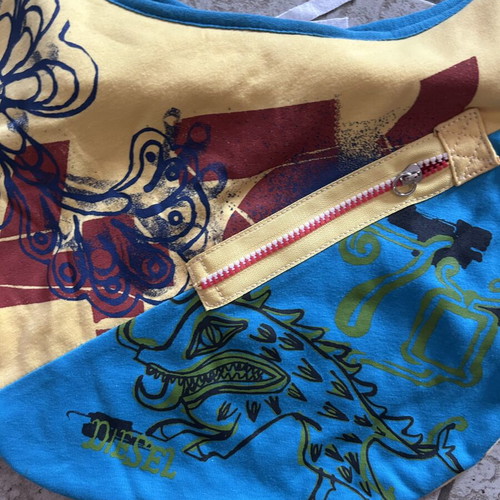 Diesel 90s vintage shoulder bag used, colorful graphic prints