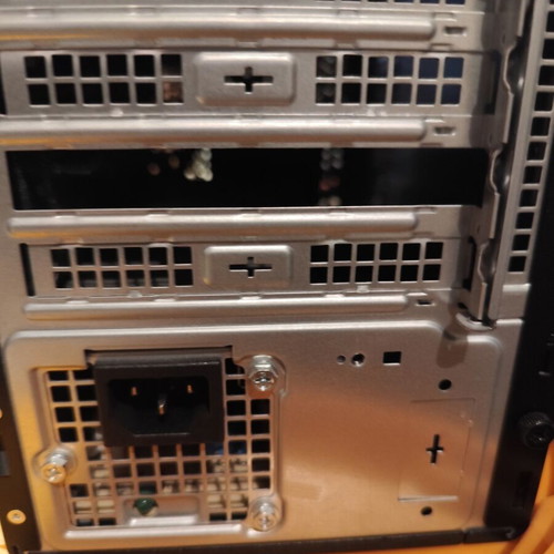 Dell computer like new, light used