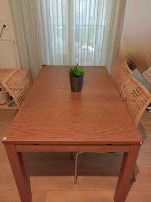 Extendable dining table used, mdf material