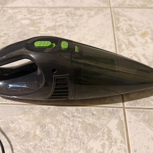 Car vacuum cleaner like new, 70W 12V with 3m cable
