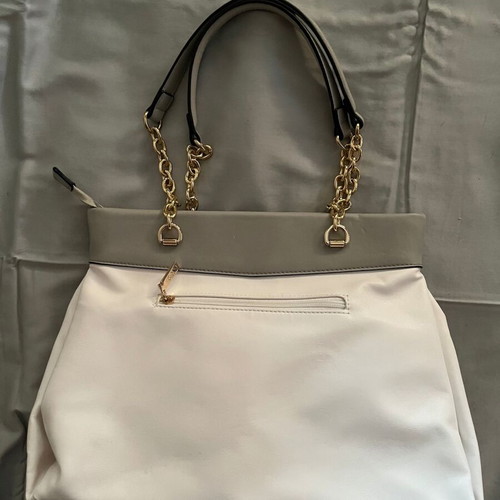 Verde shoulder bag white-gray with gold chain like new