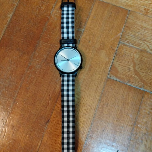 Komono wristwatch like new with black and white checkered strap