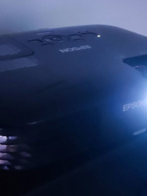 Προτζέκτορας Epson EB-X92 με θήκη μεταφοράς