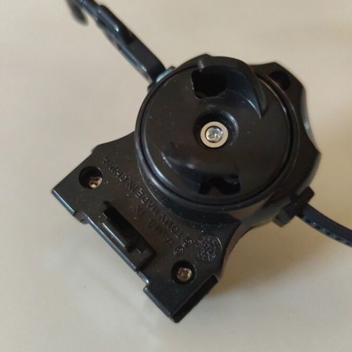 Beyblade Metal Launcher Takara Tomy like new, right spin