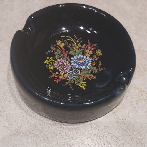 Kutani vintage porcelain ashtray new