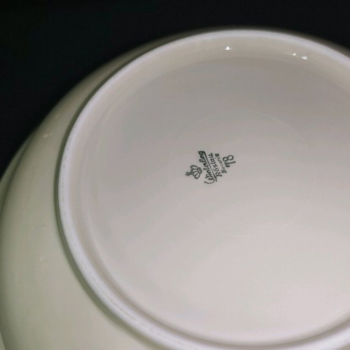Porcelain bowl Winterling Röslau Bavaria new with gold rims