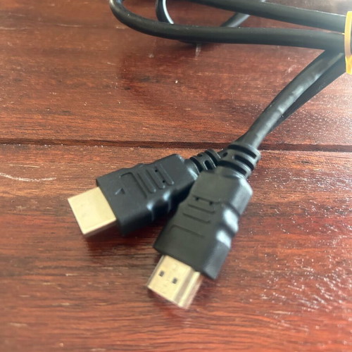 PS4 HDMI cable and power cable like new