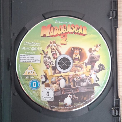 Madagascar 2 DVD like new with case