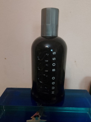 Boss Bottled Night Eau de Toilette 100ml tester like new