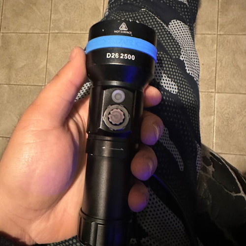 D26 Xtar 2500Lm diving flashlight used
