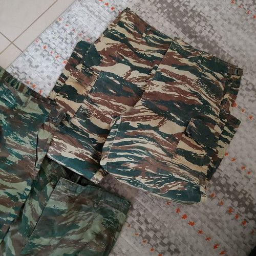 Military pants like new, pack of three, large and extra large