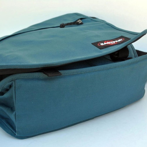 Eastpak Vintage Messenger Bag Blue Shoulder Laptop Y2K, like new