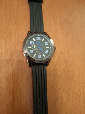 Ανδρικό ρολόι μαύρο με λουράκι σιλικόνης σαν καινούργιο