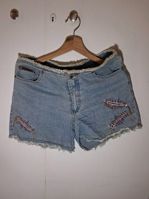 Vintage Intrama denim shorts size L like new