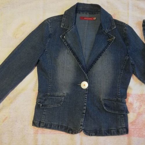 Blue denim jacket like new, size M