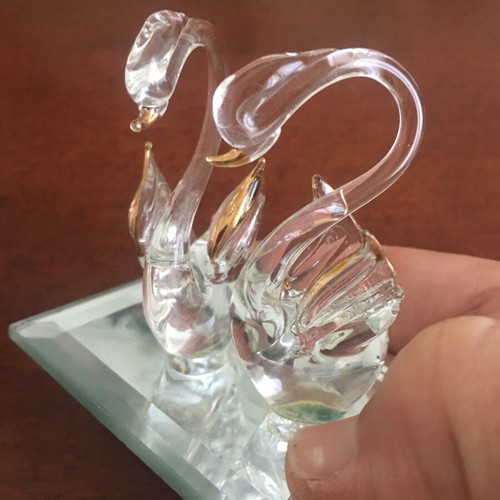 Ornament with two crystal swans used, gold accents