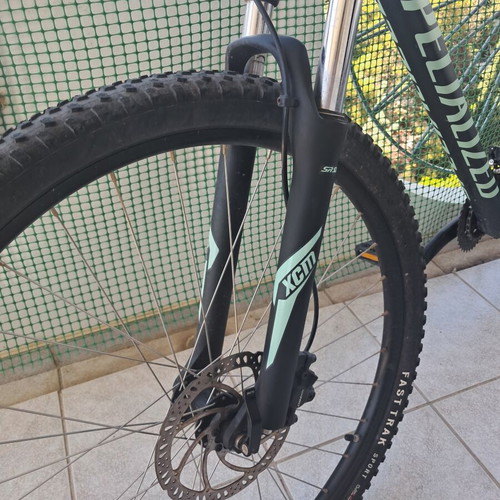 Specialized Rockhopper 29" mountain bike like new, size L, black