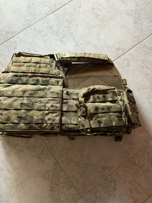 DCS battle vest in excellent condition