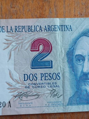 Argentina 2 Pesos banknote used