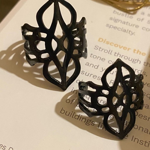Set of stainless steel rings new, black platinum color, adjustable size