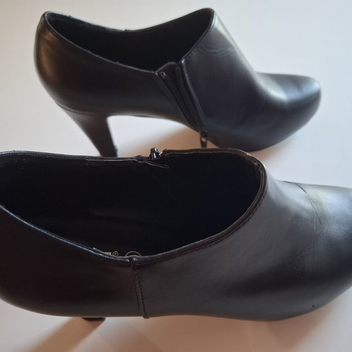 Ankle boots new, black, size 41, Spanish brand Maripaz