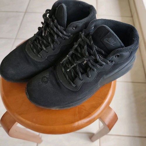 Men's Nike boots used, size EU 41, black