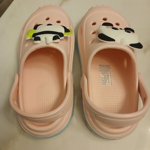 Pink children's slippers size 31.5 like new