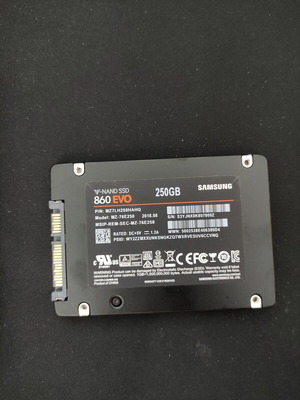 Samsung 860 EVO V-Nand SSD 250GB used