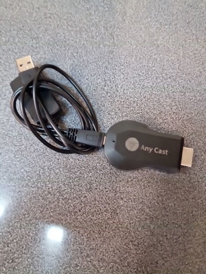 AnyCast M9 Plus Wireless HDMI TV Stick like new, Full HD Wi-Fi