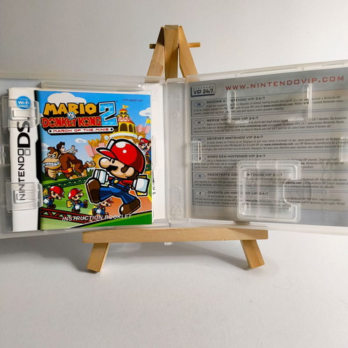 Mario Vs Donkey Kong 2 March of the Minis Nintendo DS case and manual used, no game