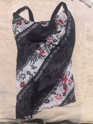 Womens top with flowers black and red size M like new from Bulgarian brand