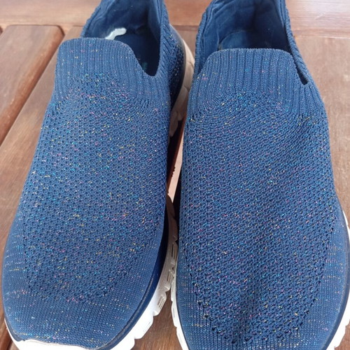 Skechers athletic shoes like new, size 37, blue