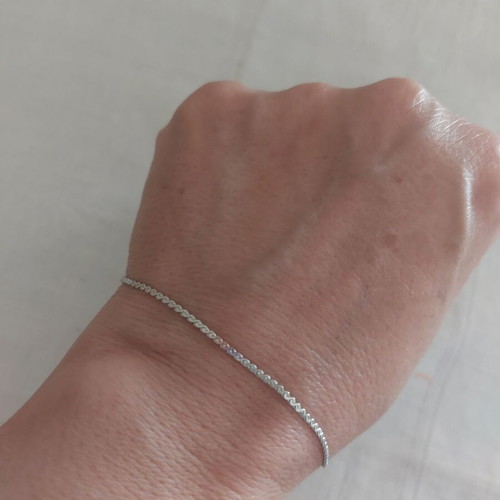 Bracelet made of stainless steel like new, silver color, 17+5 cm