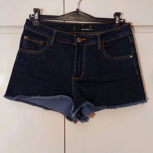 Tally Weijl dark blue shorts like new, size 36