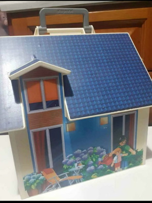 Playmobil Modern Dollhouse Suitcase 70985