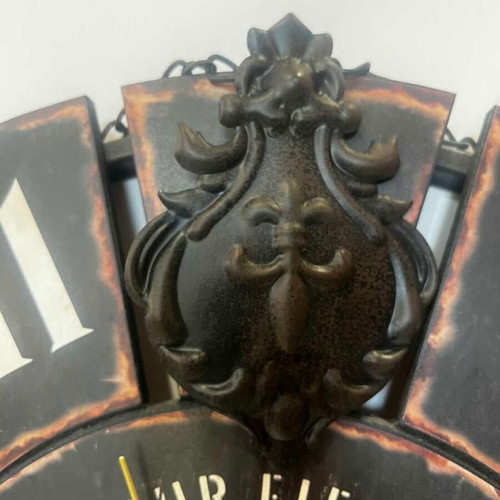 Wooden wall clock with Eiffel Tower theme 50cm used