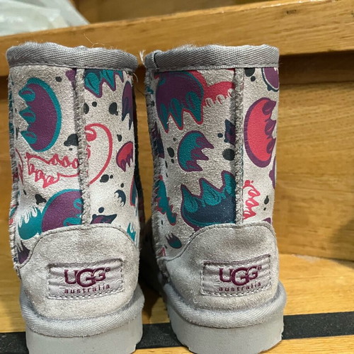 Ugg kids boots like new, grey, size 23-24