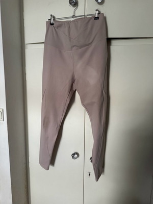 OYSHO sports leggings new, size M-L