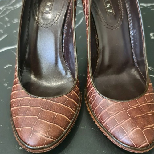 Celine leather pumps used, brown croc pattern, size 38